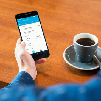 The Xero mobile app viewed on a mobile device