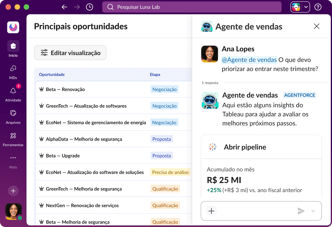 Uma lista no Slack exibe oportunidades de vendas e uma conversa com um agente do Agentforce.