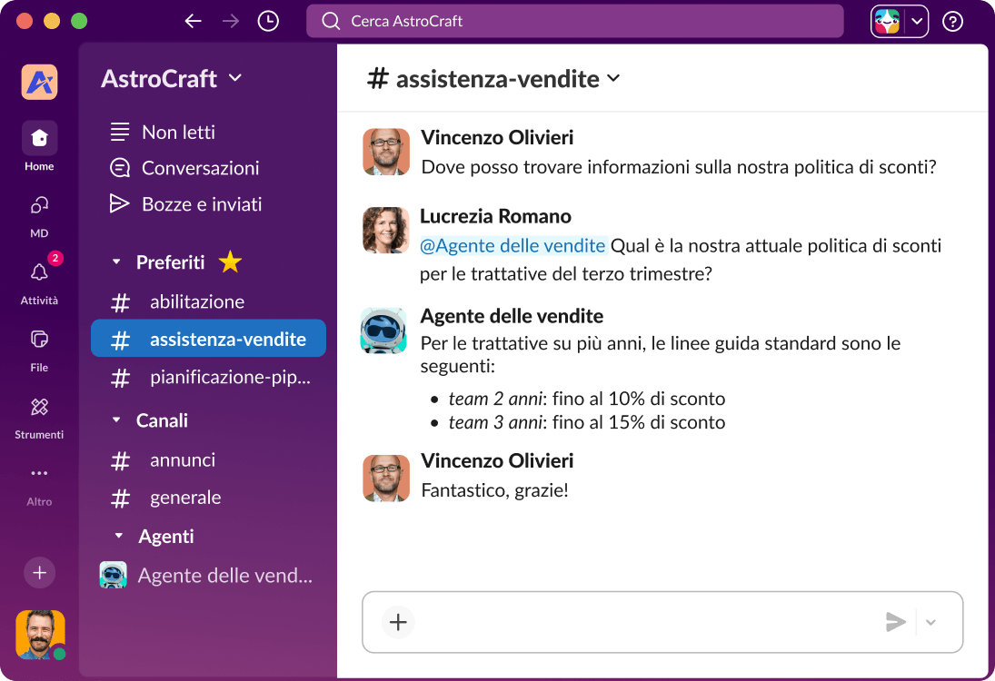 L'interfaccia utente di Slack mostra una conversazione tra un team e un agente Agentforce.
