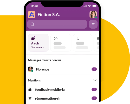 L’application mobile de Slack est visible avec des messages et des mentions