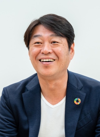 Headshot of Kunihiro Fujinaga